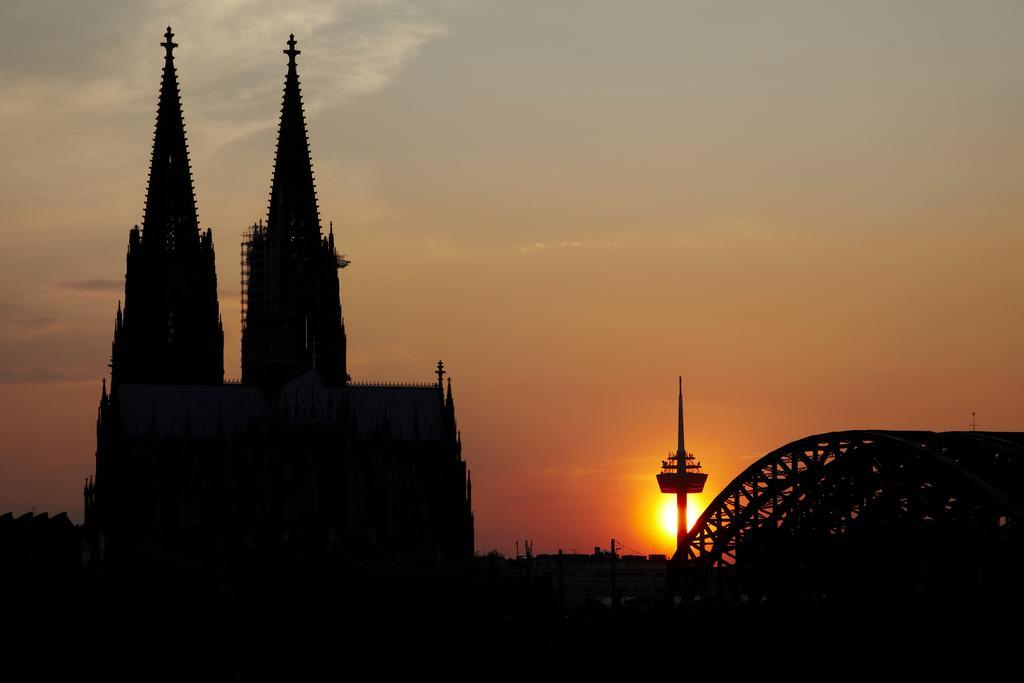 Smarty Cologne Dom Hotel - Boardinghouse - Kontaktloser Self Check-In Zewnętrze zdjęcie
