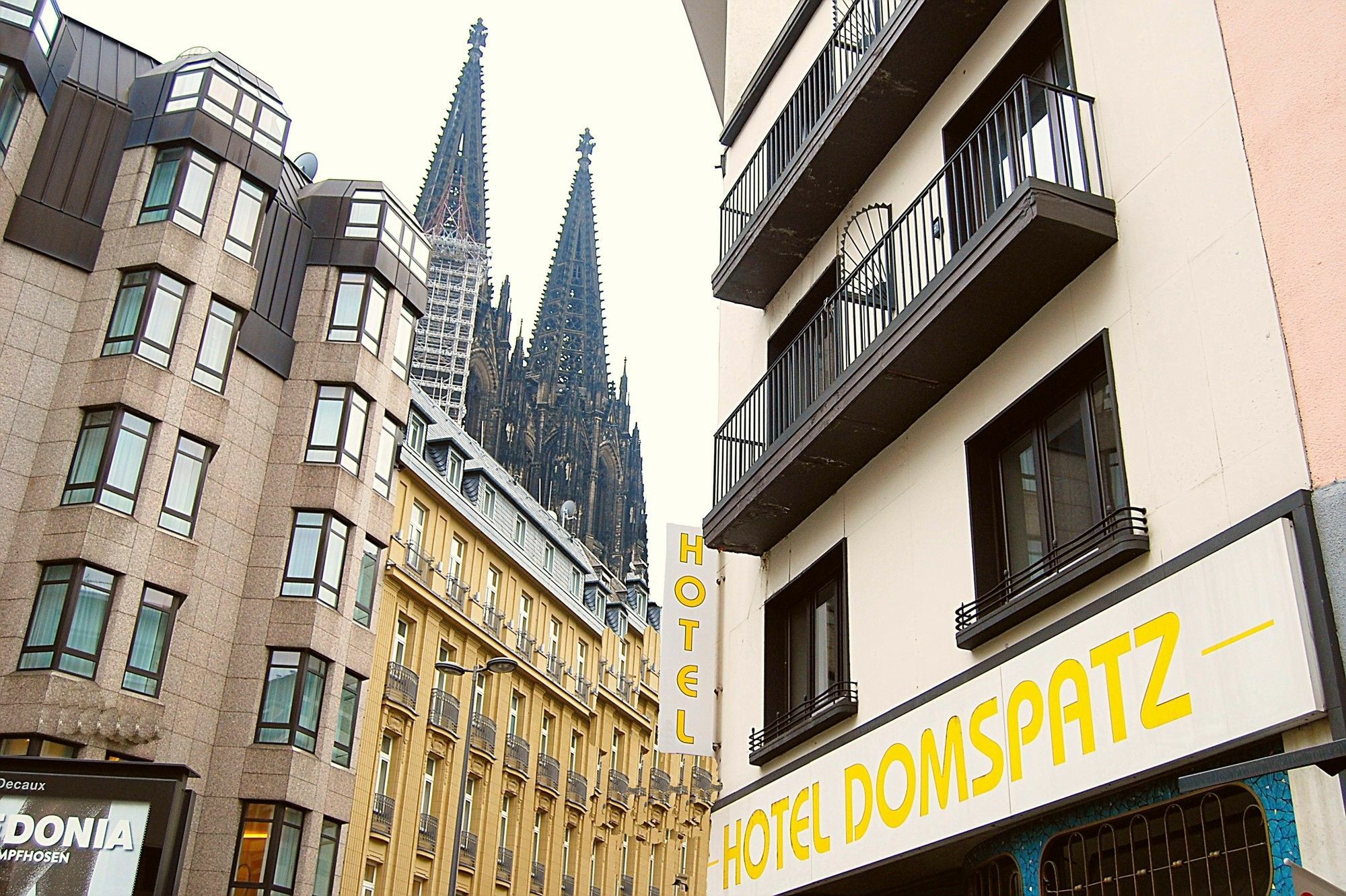 Smarty Cologne Dom Hotel - Boardinghouse - Kontaktloser Self Check-In Zewnętrze zdjęcie